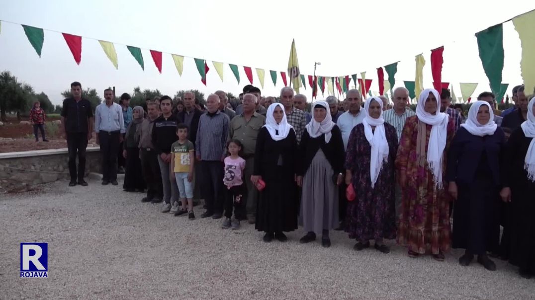 ⁣Li Şehbayê Bi Boneya Roja Şehîdan Mûm Li Ser Gorên Şehîdan Hatin Vêxistin