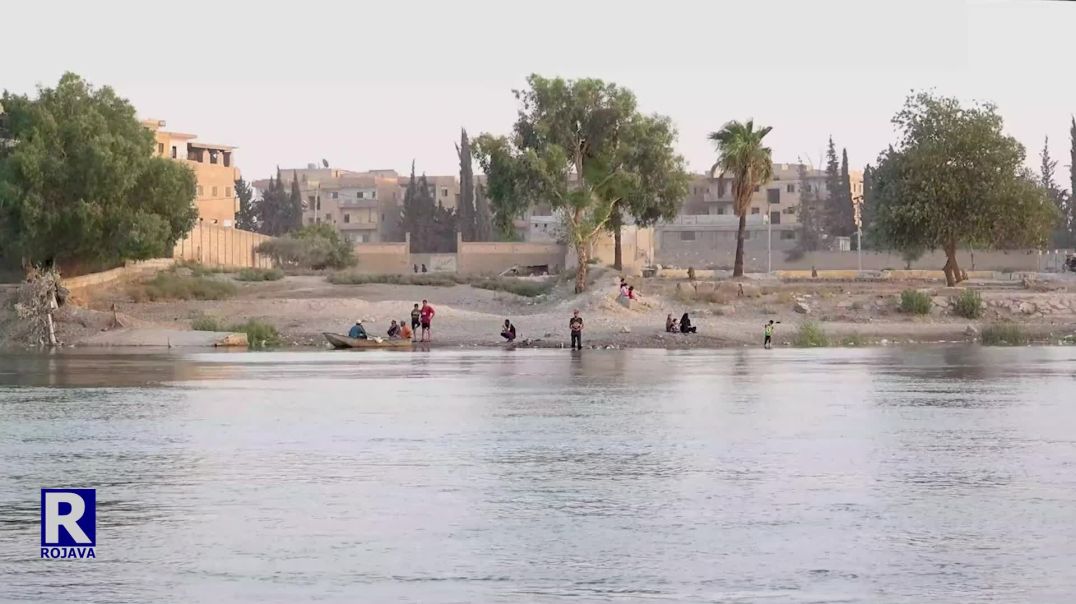 فريق الاستجابة الأوليّة يناشد الأهالي بالالتزام بقواعد السباحة الآمنة في نهر الفرات