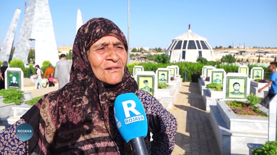 XELKÊN KOBANÊ: EM DESTPÊKÊ CEJNA ZAROKÊN XWE YÊN ŞEHÎD PÎROZ DIKIN