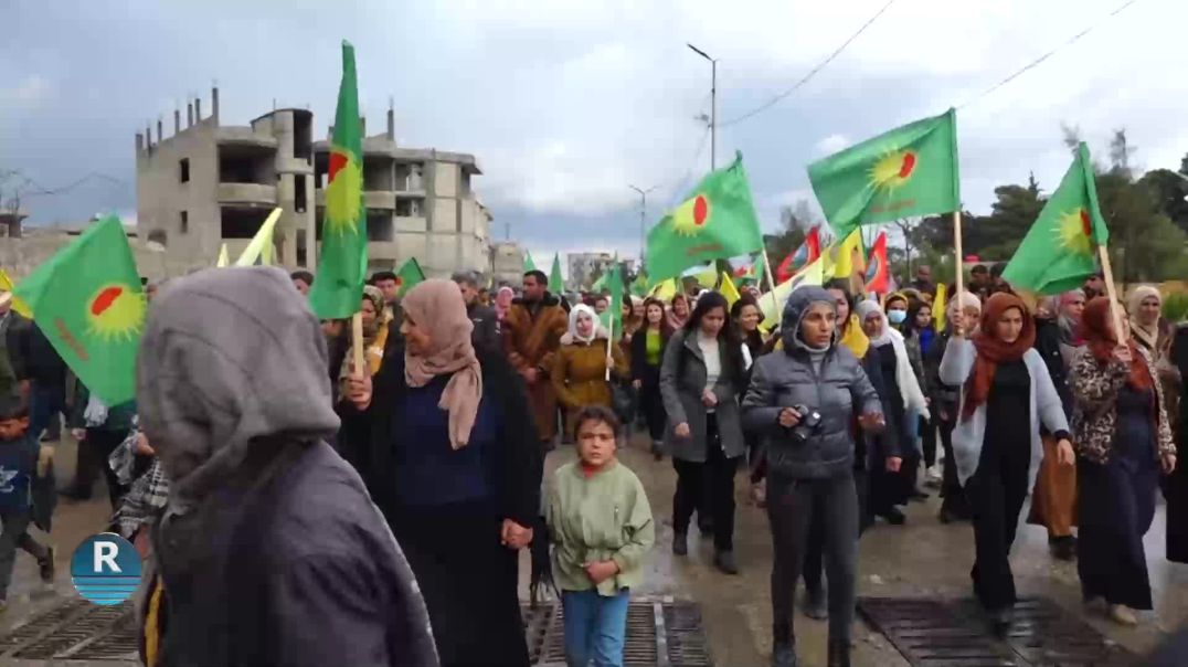 ŞÊNIYÊN FIRATÊ BI MEŞEKÊ ŞEHÎDÊN KOMKUJIYA PARÎSÊ BI BÎR ANÎN