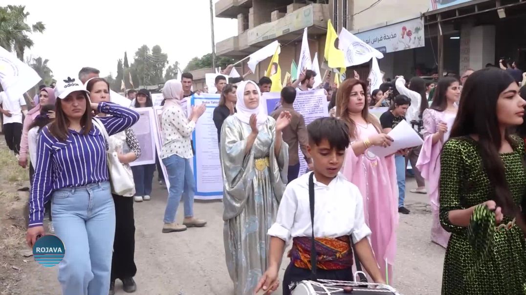 طلبة ومعلمو مدينة قامشلو يؤكدون مواصلة النضال من أجل ترسيخ لغة الأم في الواقع والمؤسسات الرسمية