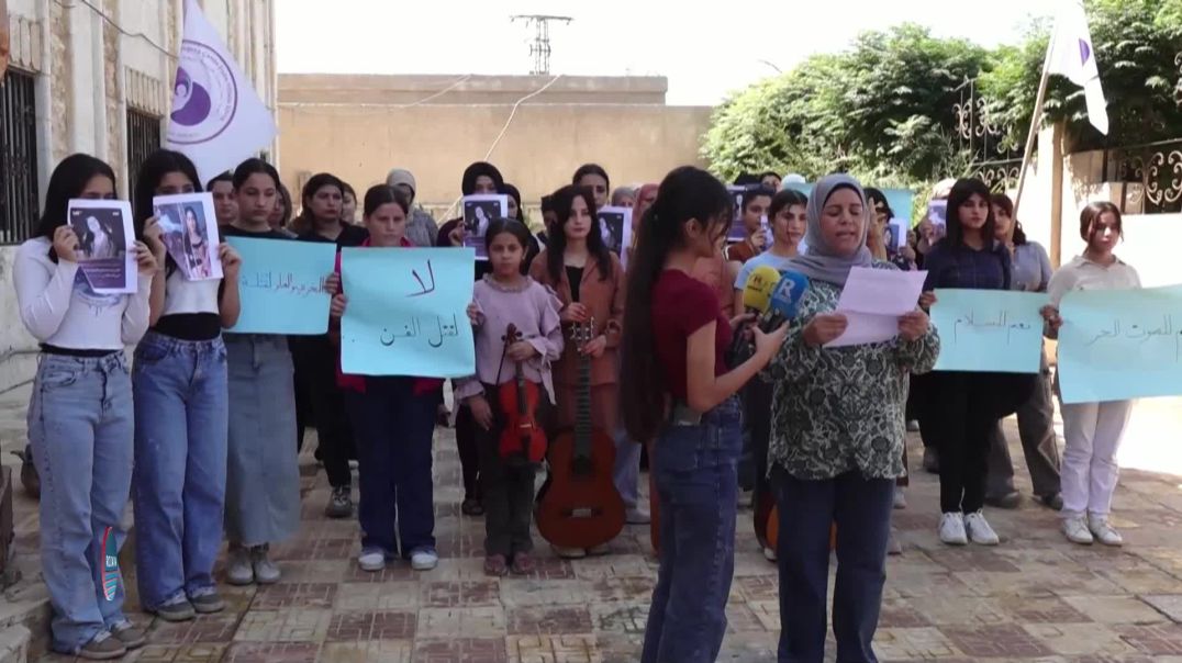 Tevgera Hîlala Zêrîn A Reqayê kuştina hunermendên jin li şam û Siwêdayê şermezar kir