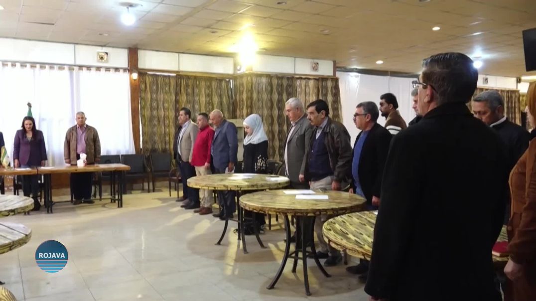 ⁣حزب الحداثة والديمقراطية يعقد ندوة حوارية في الرقة حول الواقع السوري الجديد