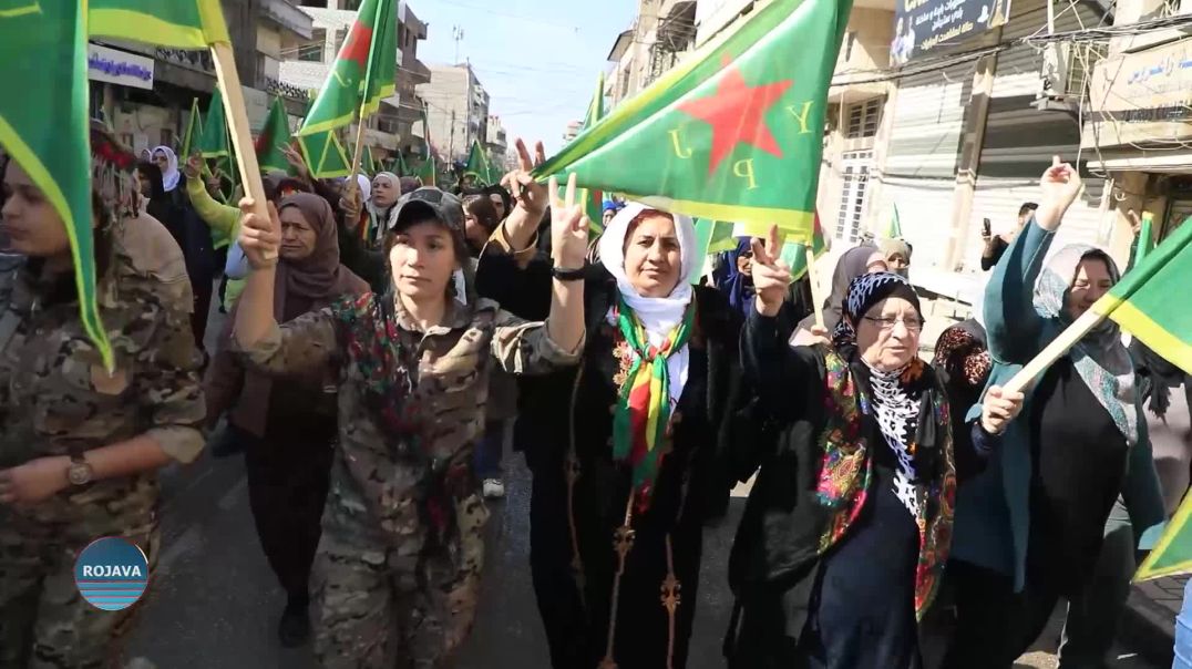 ⁣نساء قامشلو والحسكة يخرجن إلى الساحات دعماً لوحدات حماية المرأة وحماية مكتسبات ثورة المرأة