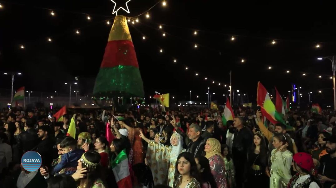 ⁣أهالي قامشلو يوقدون شعلة نوروز 2026 في حديقة آزادي وسط أجواء من البهجة والاحتفالات