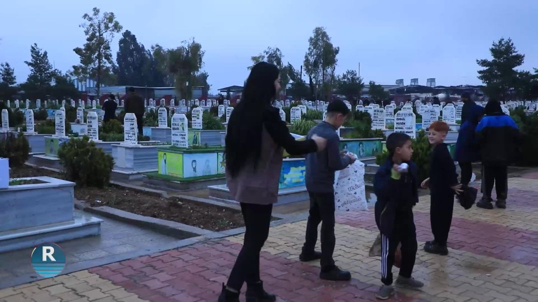 ⁣أهالي قامشلو يحيون عيد الفطر بزيارة مزار الشهيد دليل ساروخان