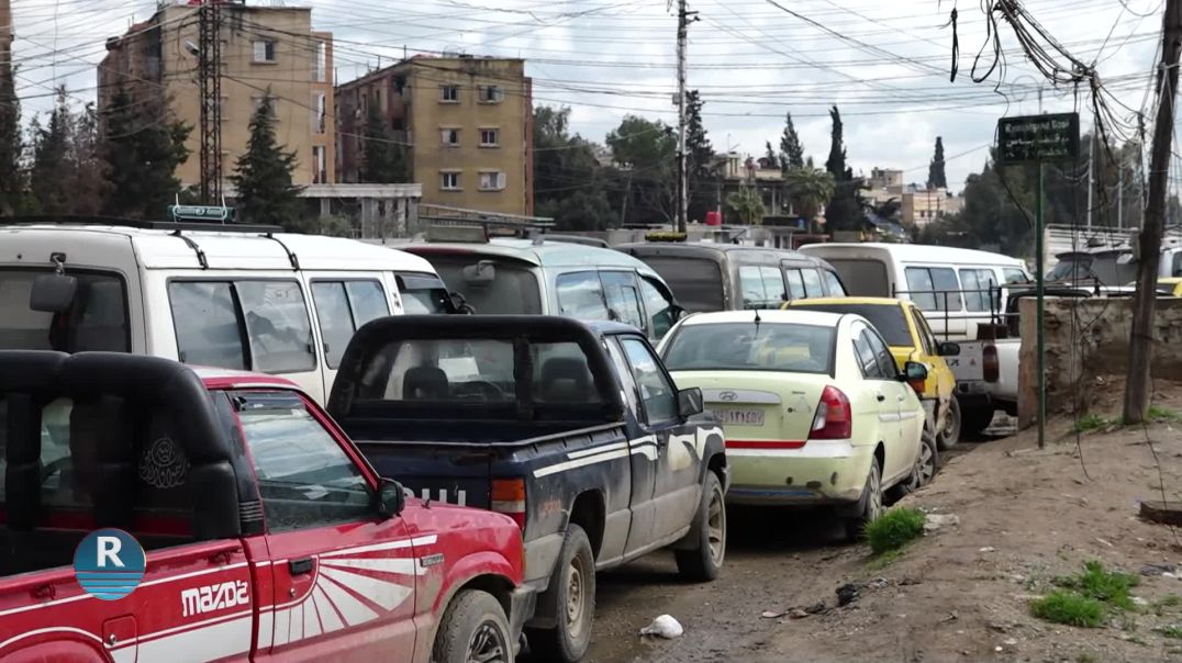 طوابير طويلة ومعاناة يومية للسائقين.. أزمة متفاقمة في تأمين المحروقات بمدينة قامشلو