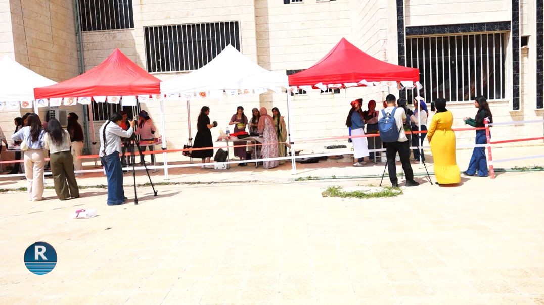 جامعة روج آفا في قامشلو تنظم مهرجان الربيع بنسخته الرابعة بفعاليات فنية وثقافية