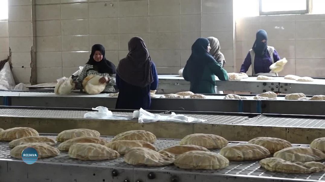 شحّ العملة الجديدة يعرقل عمل أفران مدينة الحسكة ويزيد معاناة المواطنين
