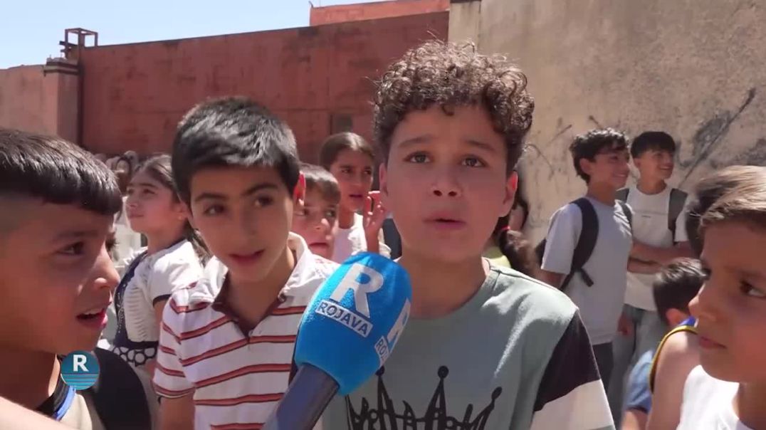 ⁣XWENDEKARÊN KOBANÊ: EM NAÇIN DIBISTANÊ TA HEMÛ BIRANŞÊN ME BIBIN BI KURDÎ